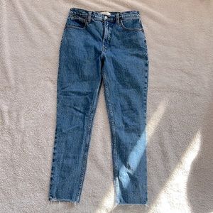 Abercrombie & Fitch The Skinny High Rise Jean